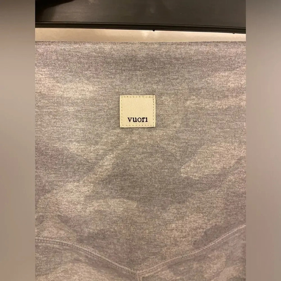 Vuori Clean Elevation Grey Camo Size XS - Picture 5 of 7